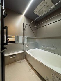 バス・シャワールーム　別部屋参考写真