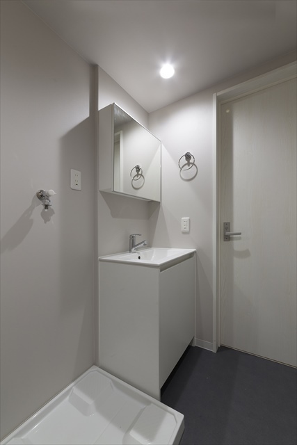 洗面設備　同仕様