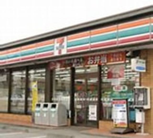 コンビニ　セブンイレブン神戸垂水上高丸店（コンビニ）まで560m
