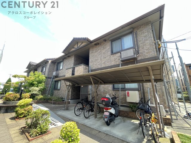 建物外観　モニター付きインターホンで安心♪