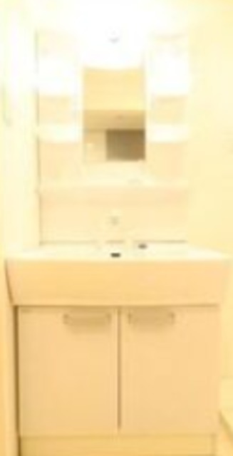 洗面設備　同仕様