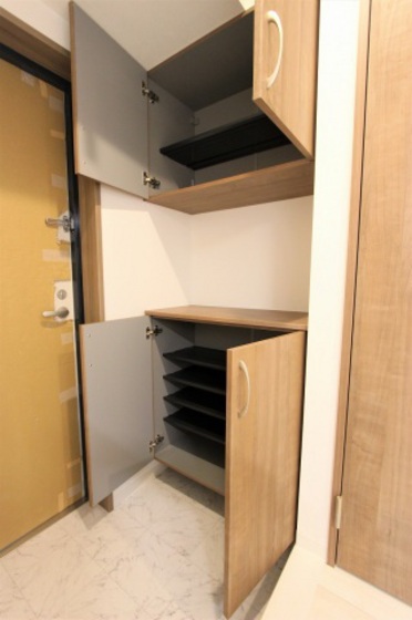 玄関　※写真はイメージです。