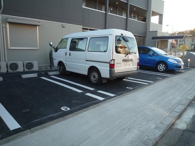 その他　駐車場（その他）まで10m