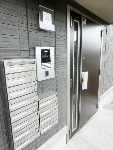 エントランス　安心のオートロック対応