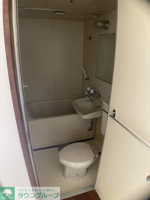 バス・シャワールーム