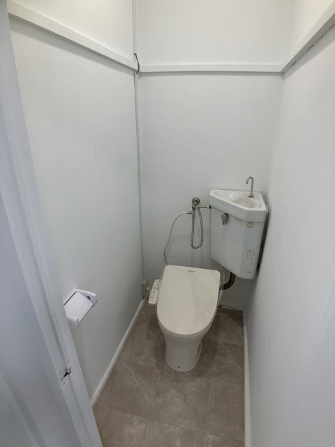 トイレ　※別のお部屋の参考画像です。現況優先。