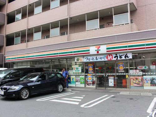 コンビニ　セブンイレブン 板橋南常盤台1丁目店（コンビニ）まで211m