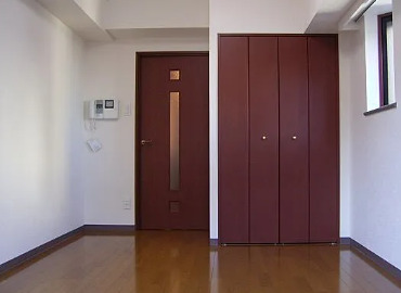 居室・リビング　※別部屋の参考写真です。