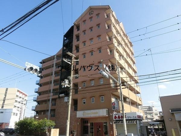 建物外観　エレベーターあり！