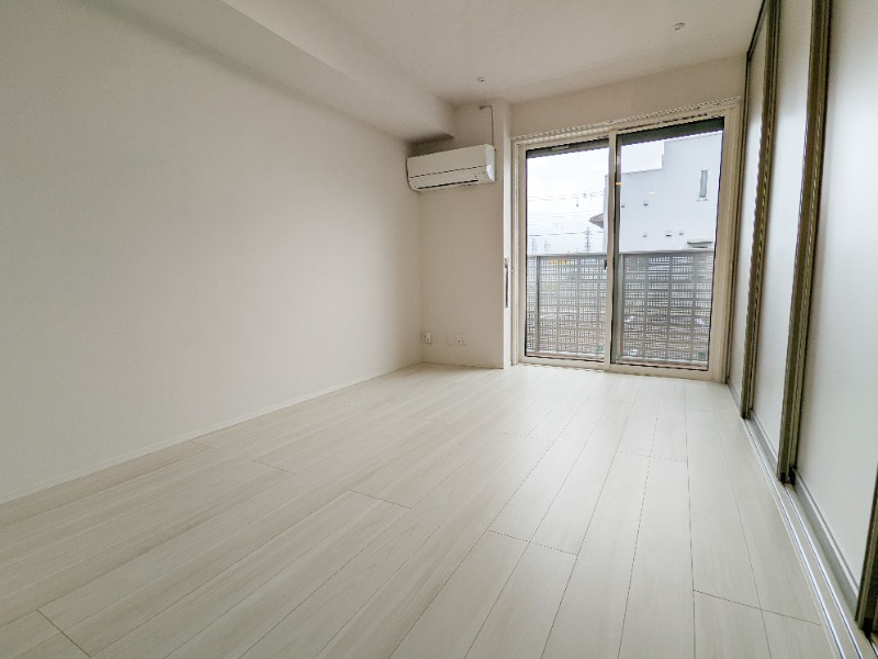 居室・リビング　図面と現状に相違がある場合には現状を優先