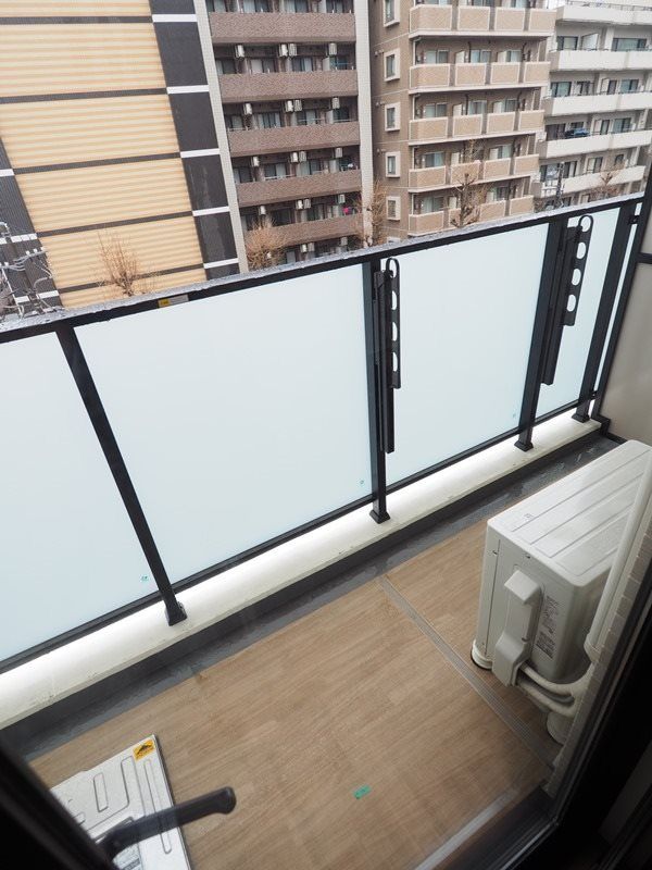 バルコニー　☆お洗濯にも便利なバルコニー付き☆