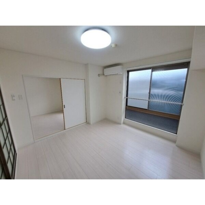 居室・リビング　図面と現状に相違がある場合には現状を優先