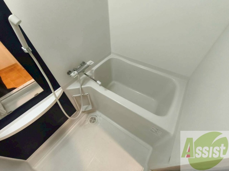 バス・シャワールーム　疲れを癒すには湯船でゆっくりするのが良いですよ。