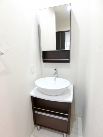 洗面設備　詳細は、RISUMO江坂本店→06-6155-7137まで♪