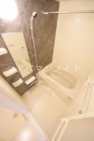 バス・シャワールーム　追い焚き機能付き