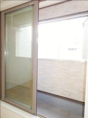 バルコニー　収納