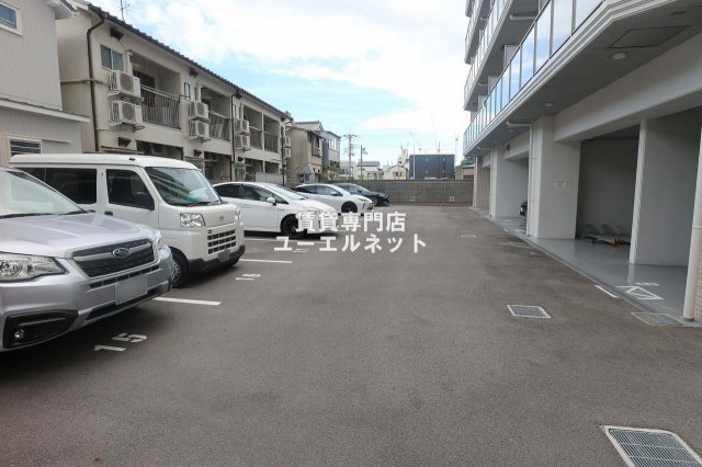 駐車場　敷地内駐車場あり◎