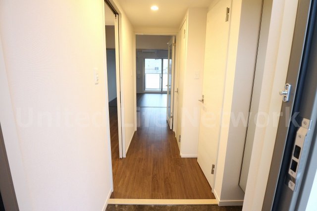 玄関　住まいの顔ともなる玄関