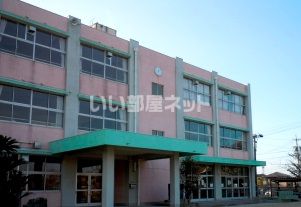 小学校　鈴鹿市立若松小学校（小学校）まで1391m