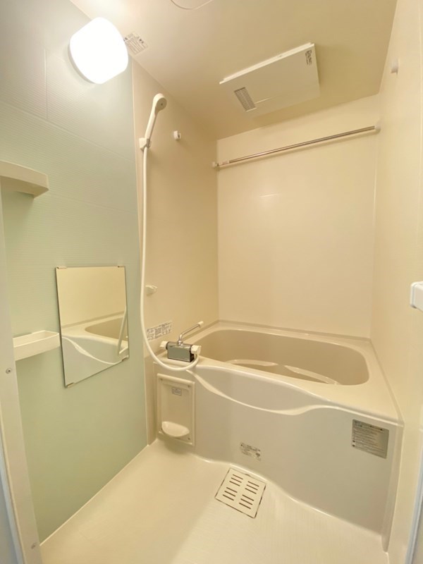 バス・シャワールーム　きれいなお風呂です