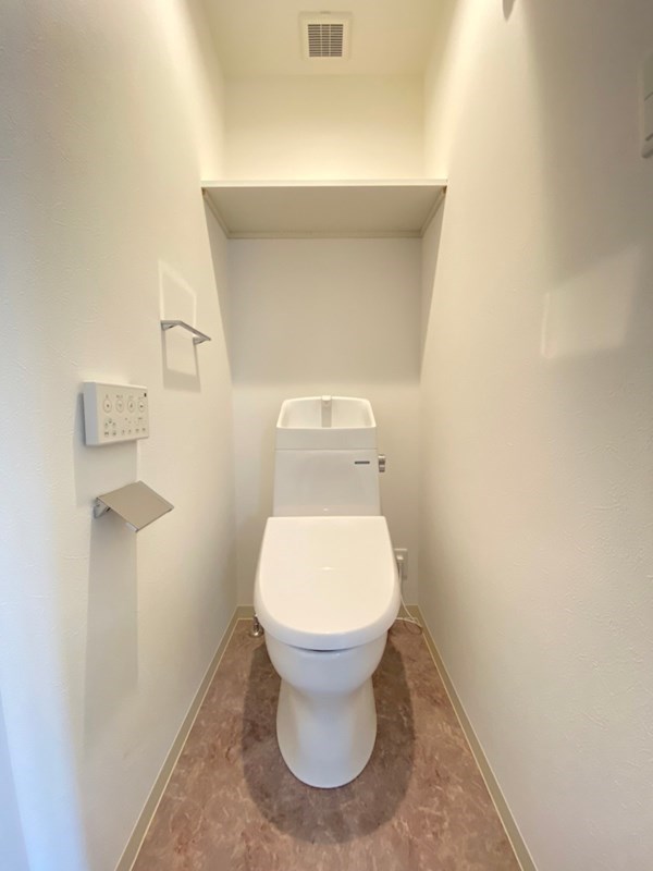 トイレ　コンパクトで使いやすいトイレです