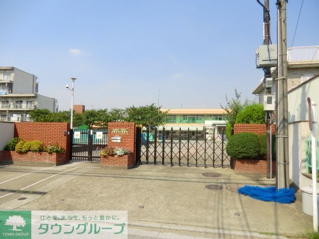 幼稚園・保育園　伊興すみれ保育園（幼稚園・保育園）まで1030m