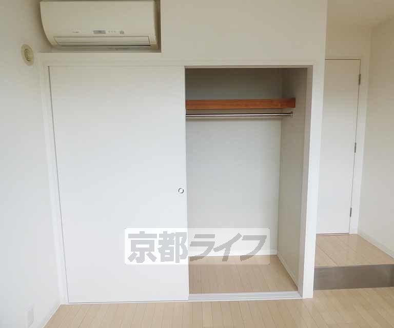 収納　しっかり入るクローゼットです。