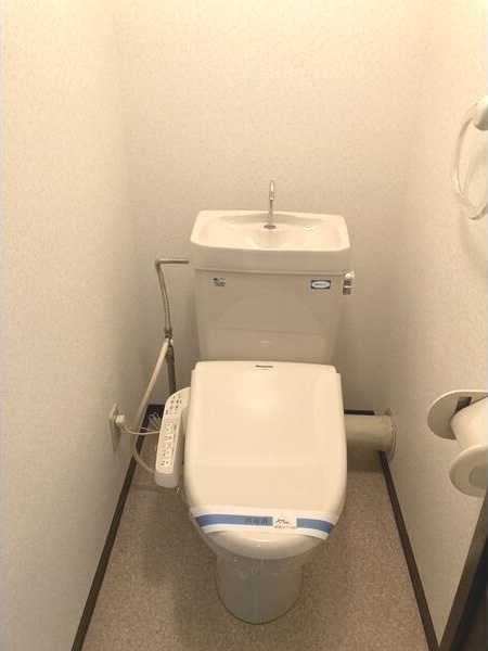 トイレ　名古屋で一番初期費用の安い賃貸専門の不動産会社です(^^)