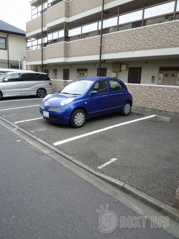 駐車場　林マンション