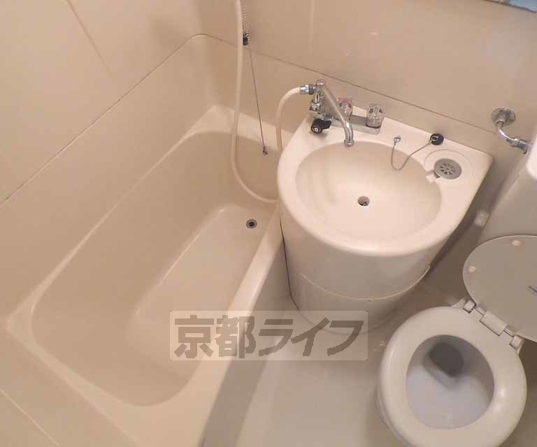 バス・シャワールーム　バスです。