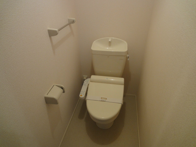 トイレ　ウォシュレット付