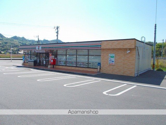 コンビニ　セブンイレブン田布施麻郷店（コンビニ）まで300m