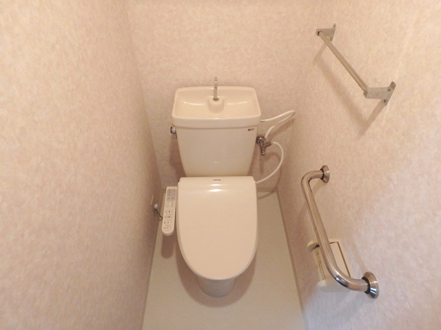 トイレ　他室写真