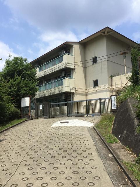 小学校　町田市立小山田小学校（小学校）まで918m