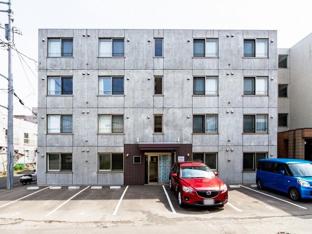 建物外観　仕事を頑張る自分をしっかり休ませてくれる空間です。