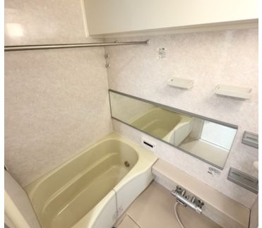 バス・シャワールーム　お風呂です