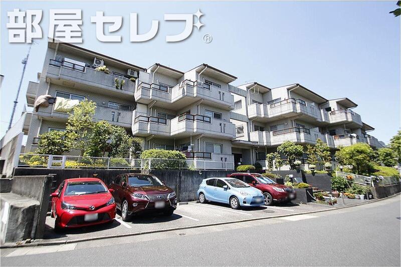 建物外観　緑があふれる閑静な住宅街にあります。