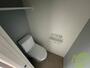 トイレ　温水洗浄便座付きのトイレは、使用しやすくうれしいですね。