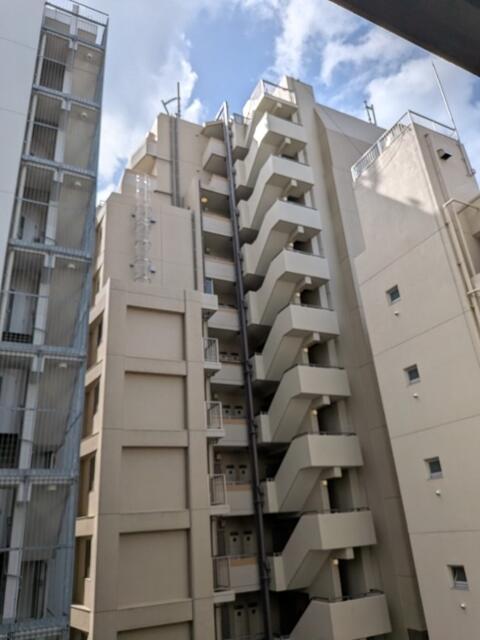 建物外観　廊下