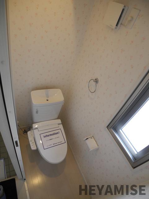 トイレ　※同間取りの別の階のお部屋の写真です※