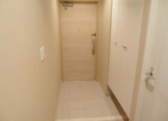 玄関　別部屋同仕様