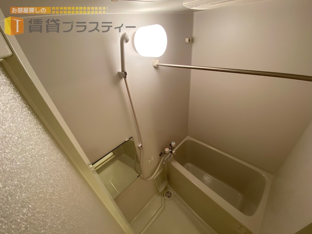 バス・シャワールーム　お風呂で疲れを癒しましょう