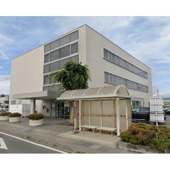 銀行　八十二銀行佐久中央支店（銀行）まで563m