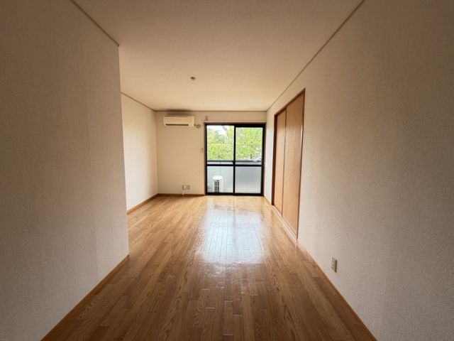 まなび野弐番館の居間写真