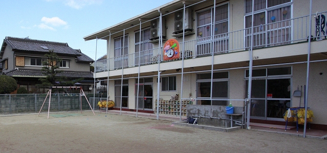 幼稚園・保育園　四条保育園（幼稚園・保育園）まで284m