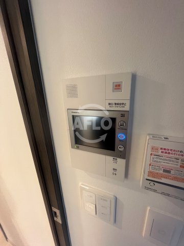 セキュリティ　エステムプラザ南船場レジスタ　TVモニター付きインターホン
