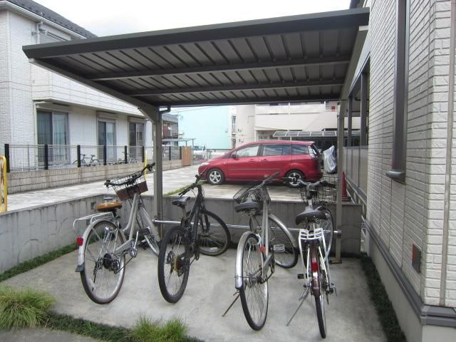 その他共有部分　★屋根付き駐輪場★