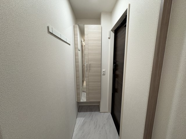 アーシャヌールの玄関写真