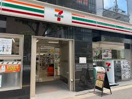コンビニ　セブンイレブン御成門駅北店（コンビニ）まで156m