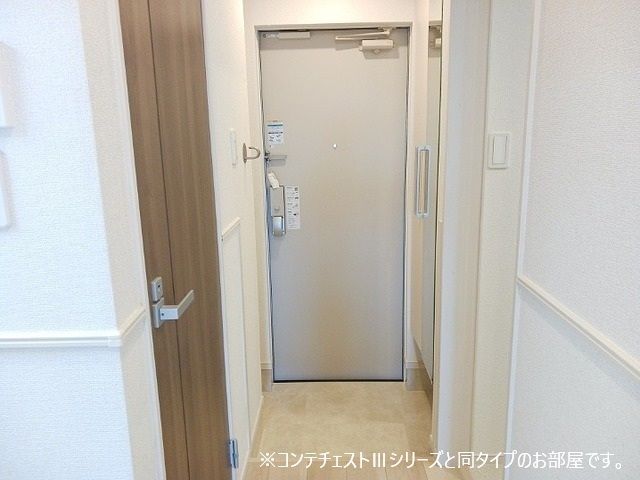 ＪＲ八高線 箱根ケ崎駅 徒歩9分 3階建 新築の玄関写真
